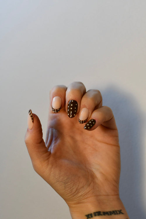 L’Éphémère – Manucure Pois Charlotte G