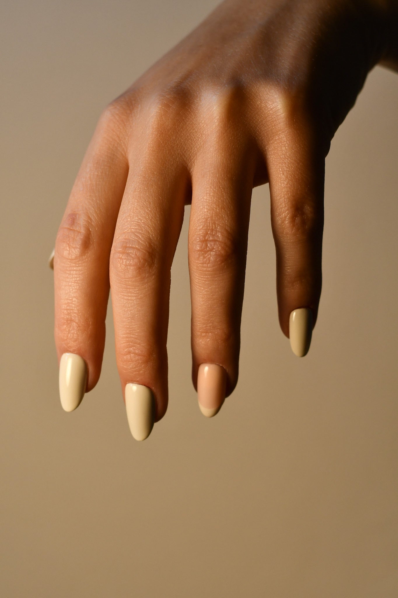 L’Intemporelle – French Manucure