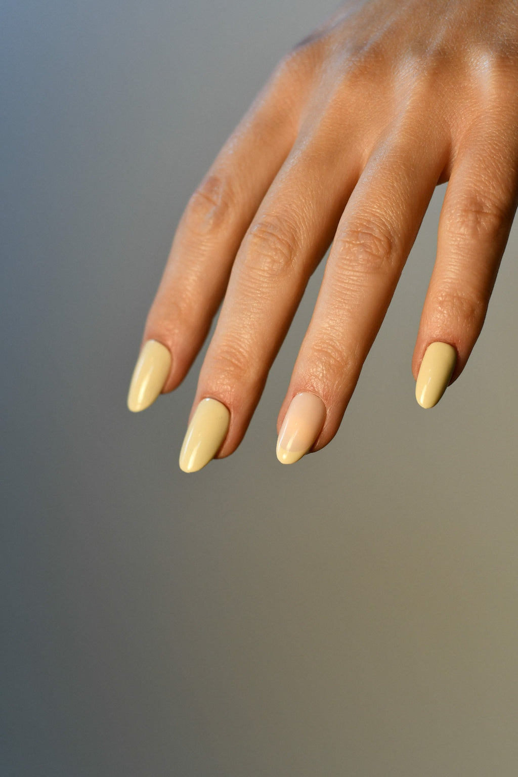 L’Intemporelle – French Manucure Charlotte G