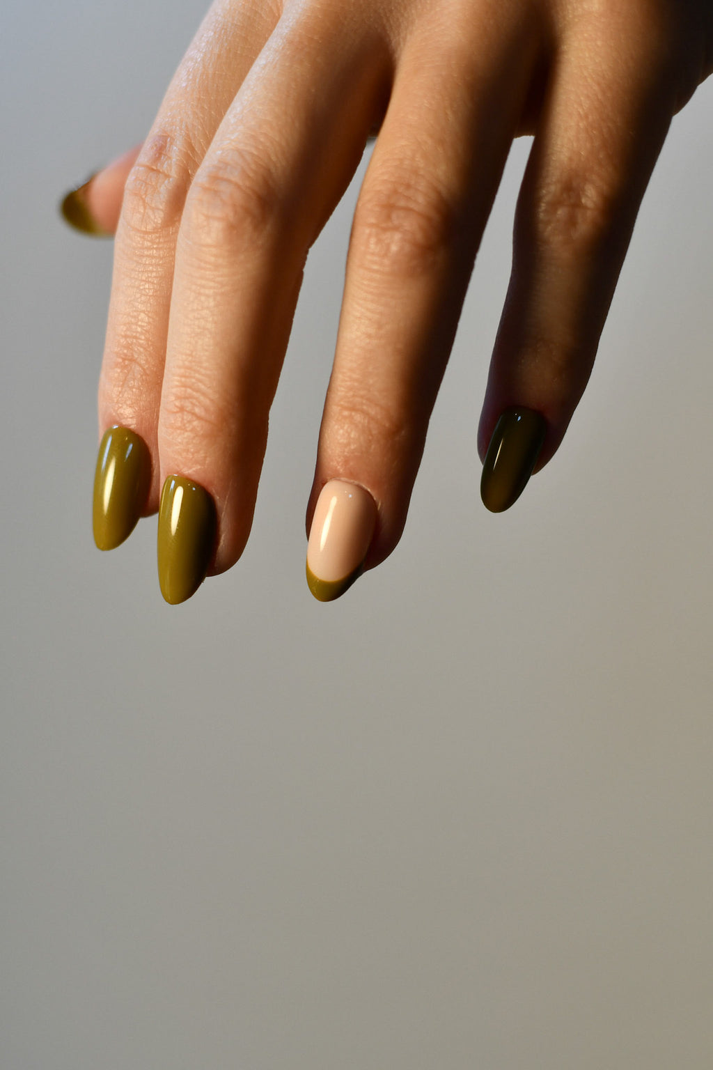 L’Intemporelle – French Manucure